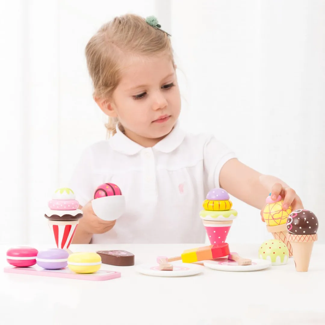 New Classic Toys Houten IJsjes Speelset 25-delig - IJsschep & Bordjes