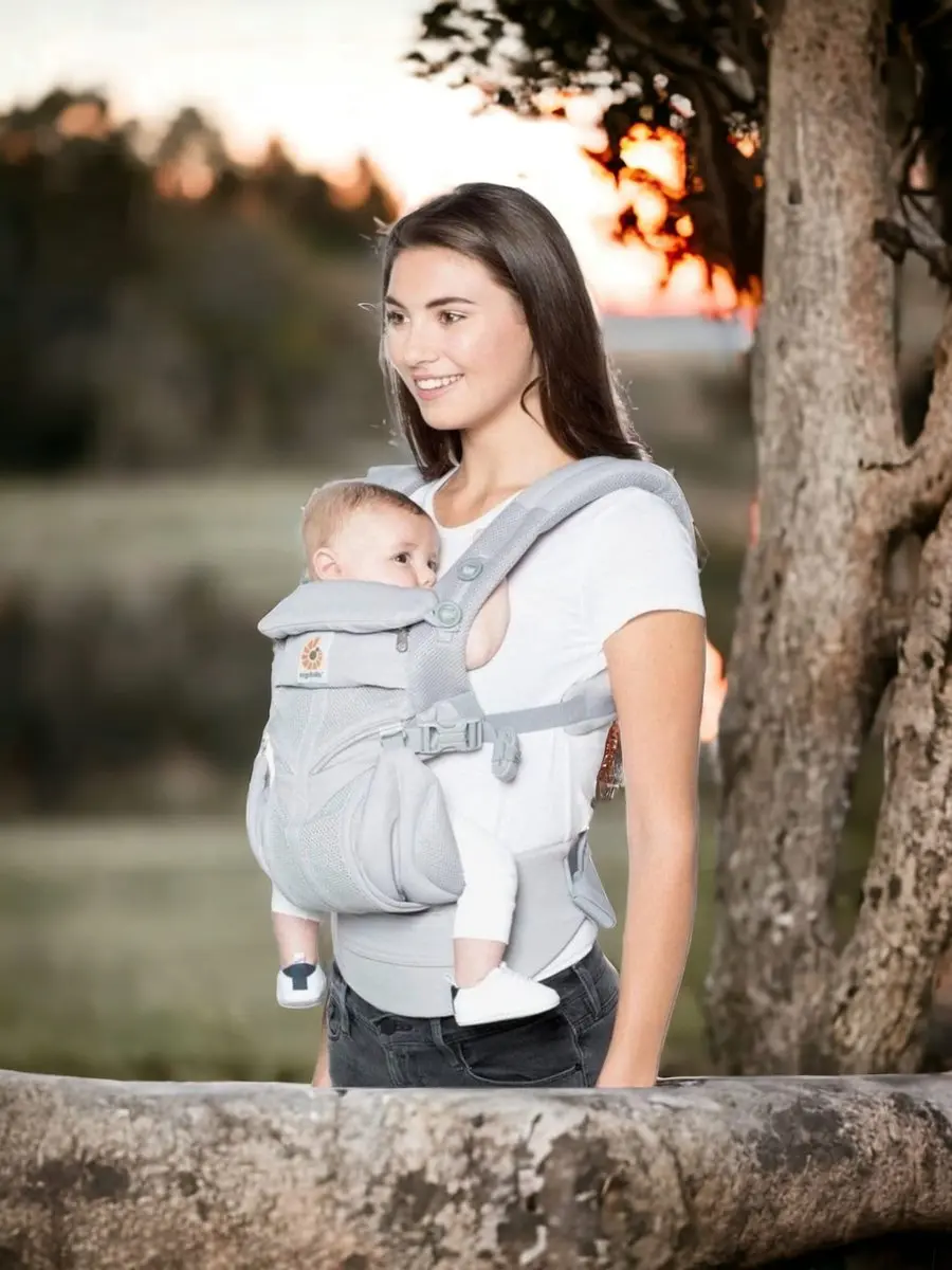 Ergobaby Omni 360 Cool Air Mesh Draagzak - Licht Grijs