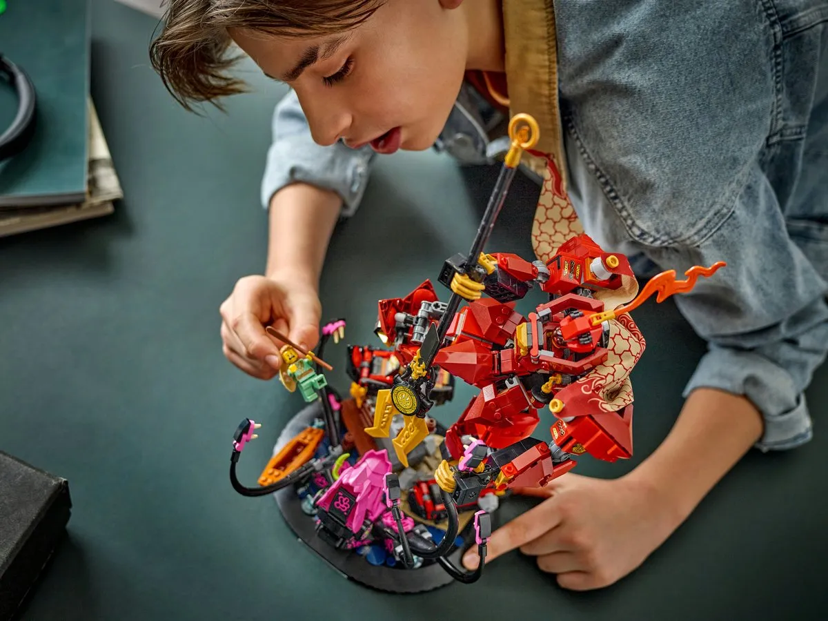LEGO Ninjago De Vuurriddermecha Bouwpakket 71846 - 996 Stukken - 2 Minifiguren
