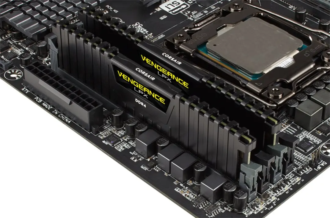 Corsair Vengeance LPX CMK32GX4M4A2666C16 DDR4 32GB Kit