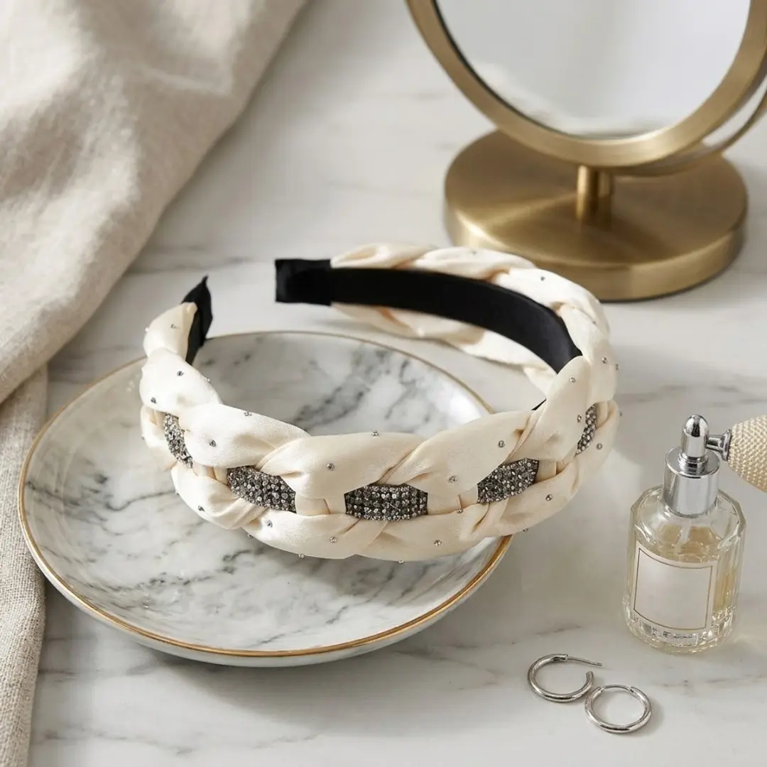 Nuvex Wit Dames Diadeem Gevlochten Haarband - Strass Details