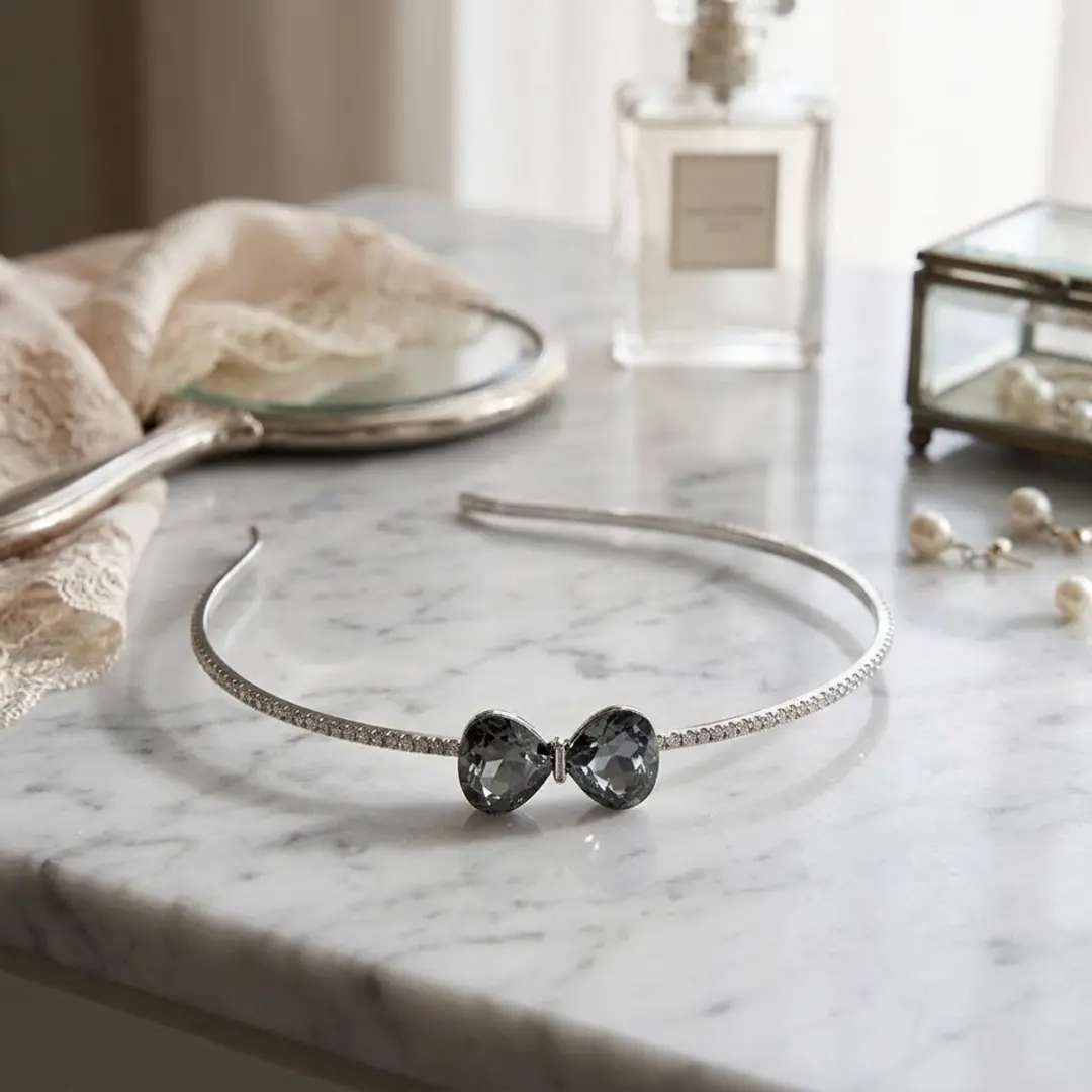 NuveX Diadeem Donker grijs met strass en witte steen
