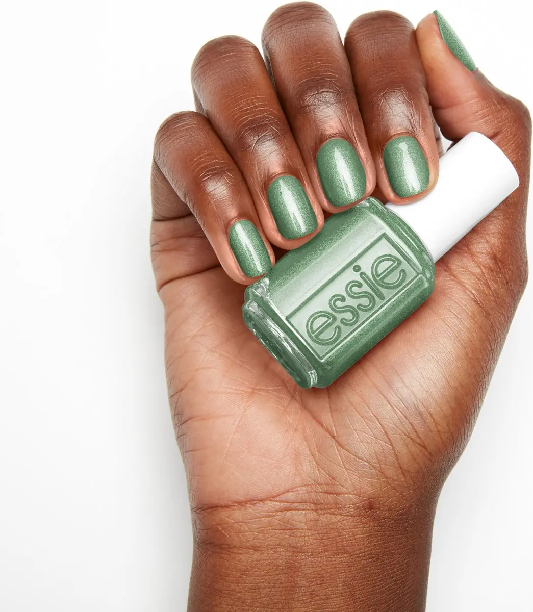 essie Winter 2022 Limited Edition 875 From Head to Mistletoe Nagellak - 13,5ml - Groen Pareloos