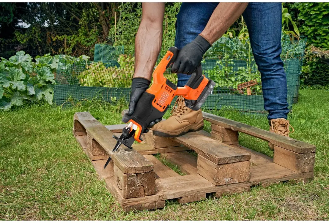 BLACK+DECKER BLCR78N-XJ Reciprozaag 18V - 2 Snelheden