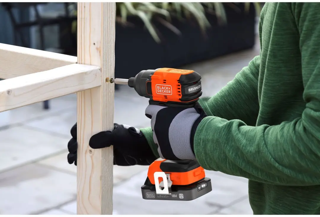 BLACK+DECKER BLIM78E1K-QW Slagschroevendraaier 18V - 3 Snelheden
