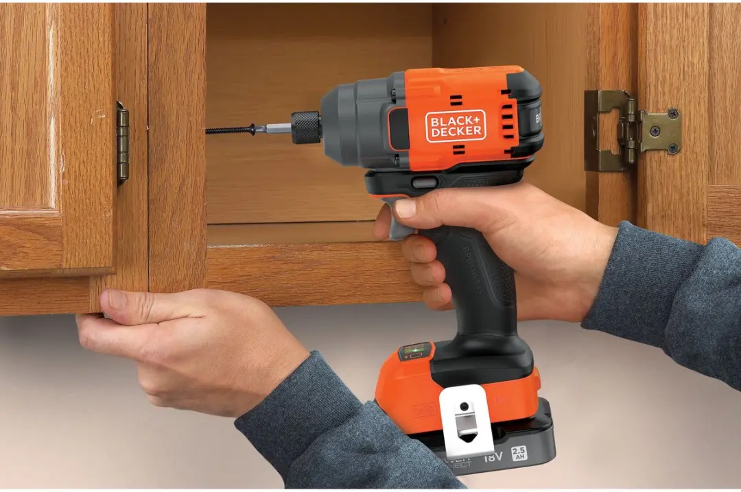 BLACK+DECKER BLIM78E1K-QW Slagschroevendraaier 18V - 3 Snelheden