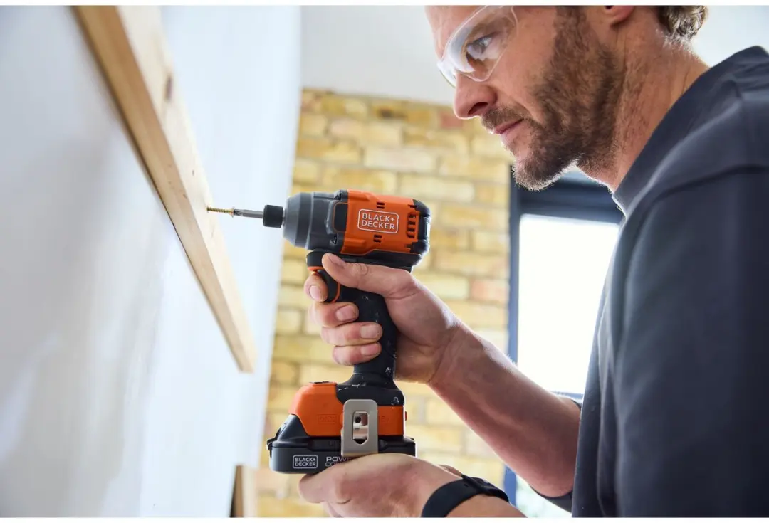 BLACK+DECKER BLIM78E1K-QW Slagschroevendraaier 18V - 3 Snelheden