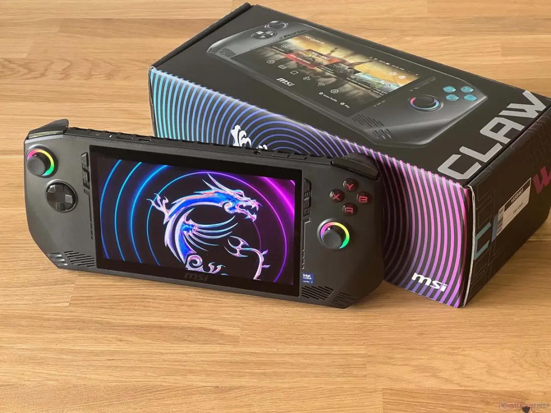 MSI Claw A1M-018NEU Gaming Handheld - Intel Ultra 7 155H 16GB/1TB Zwart