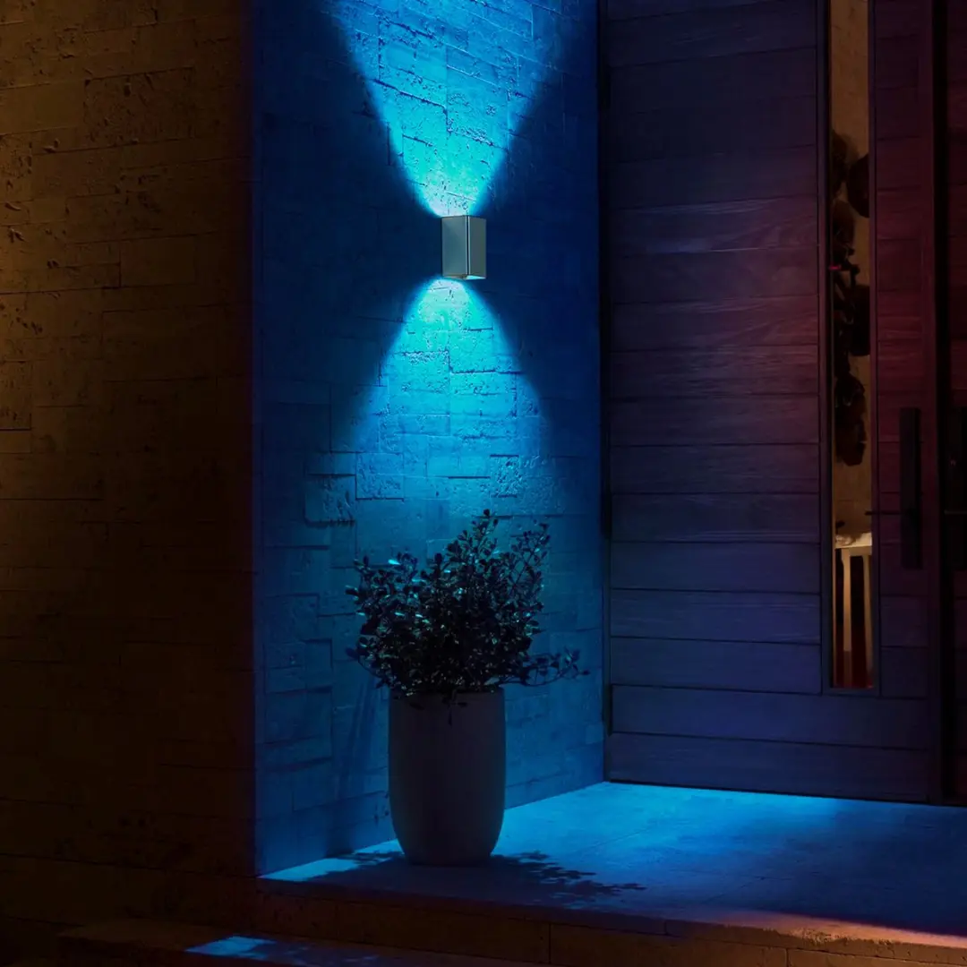 Philips Hue Resonate Wandlamp RVS - RGBW Licht - Bewegingssensor Incl.