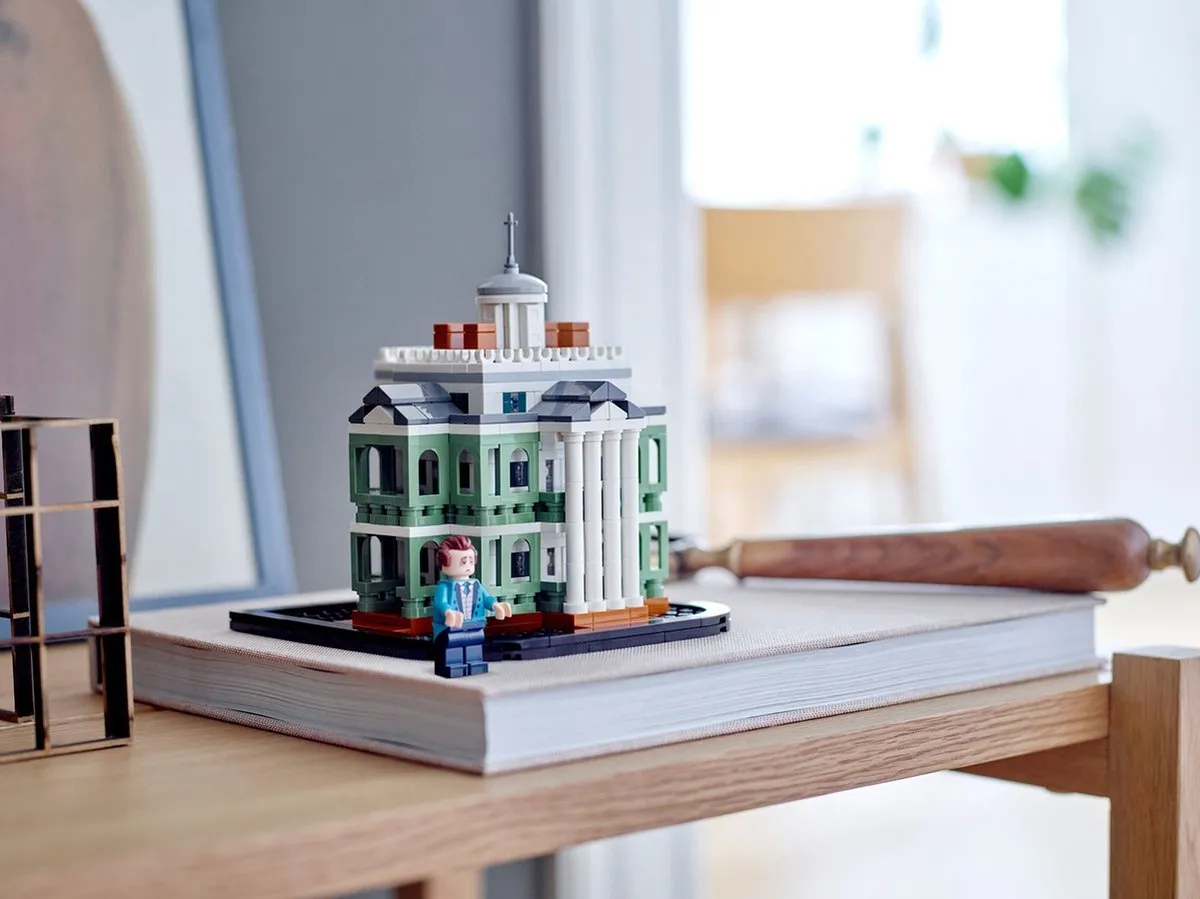 LEGO Disney Mini Spookhuis 680 Stenen - Meerkleurig