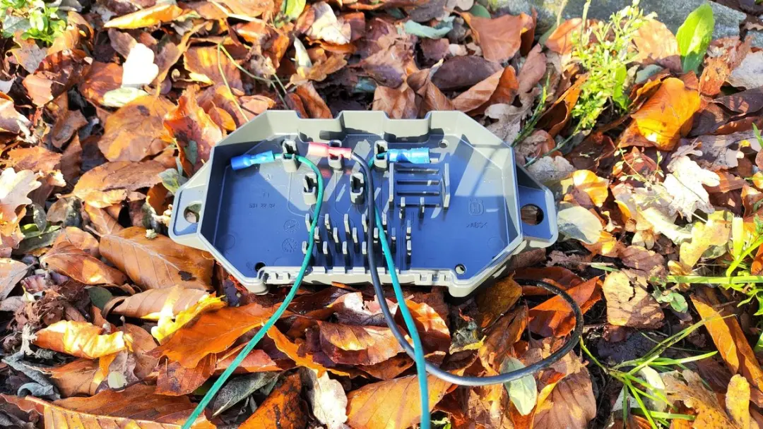 Husqvarna Connector Beschermingsdoos - Robotmaaiers