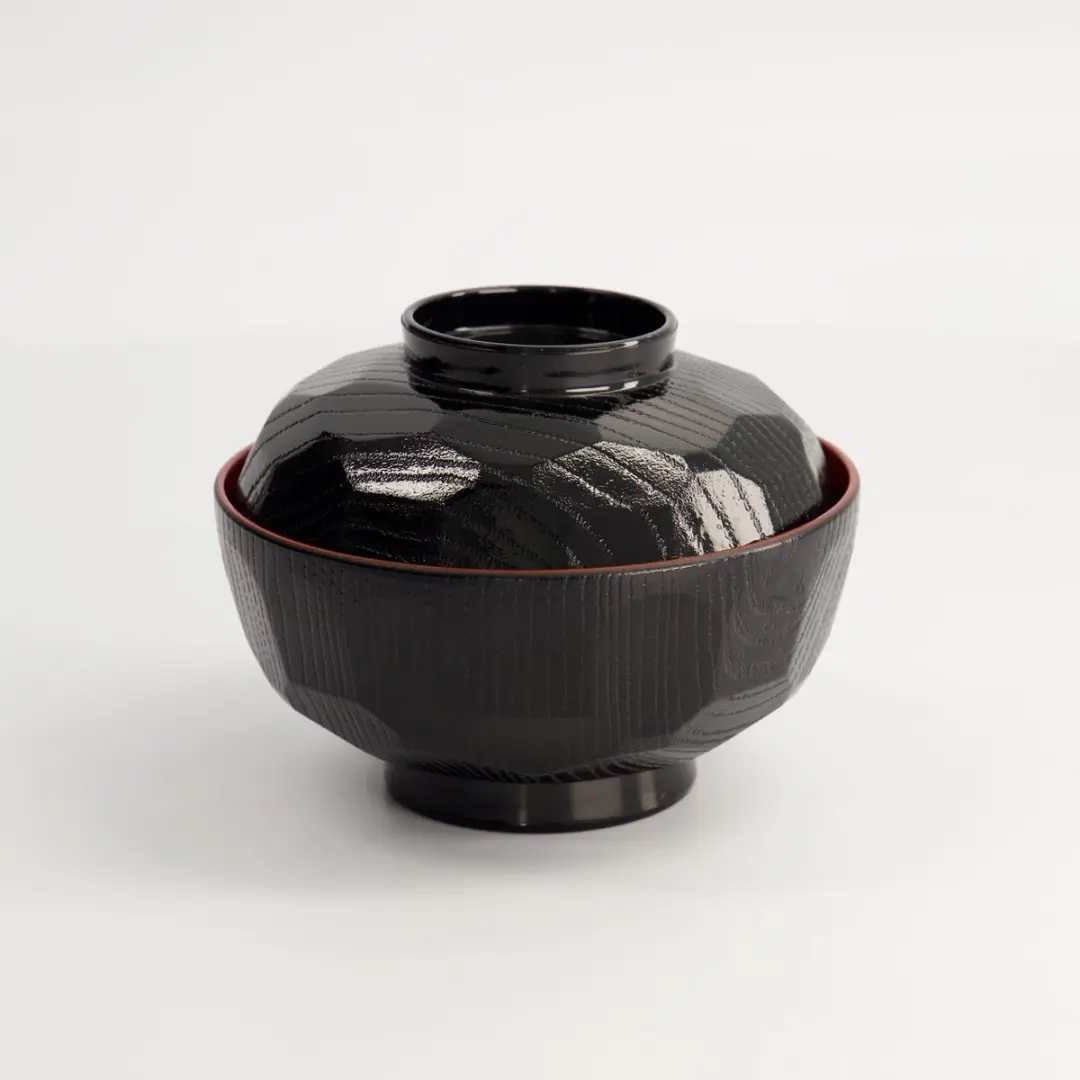 Tokyo Design Studio Lakwerk Kom met Deksel 12x9,5cm - Zwart/Rood