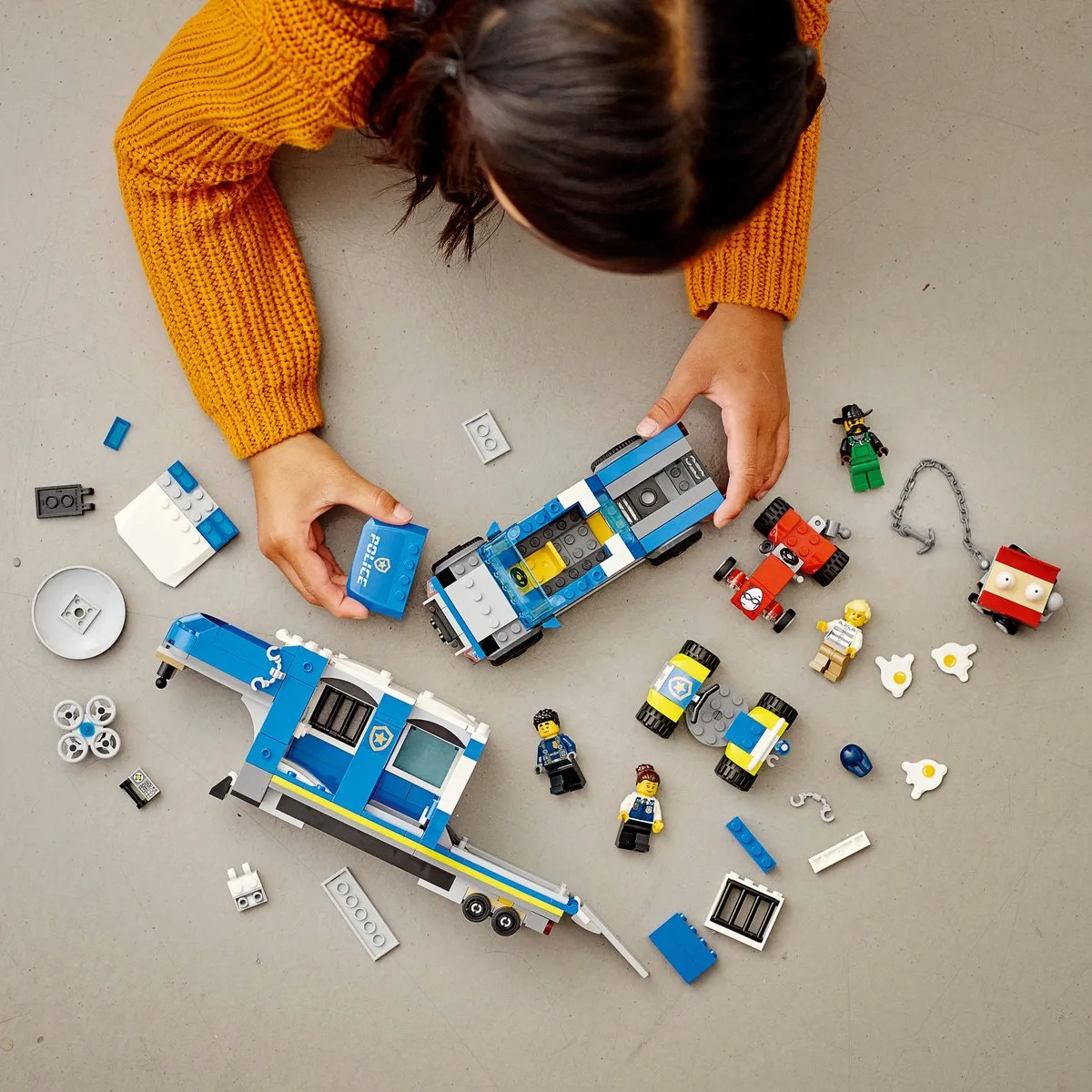 LEGO City Mobiele Commandowagen Politie 60315 - 436 Stukken - afbeelding 4 van 6