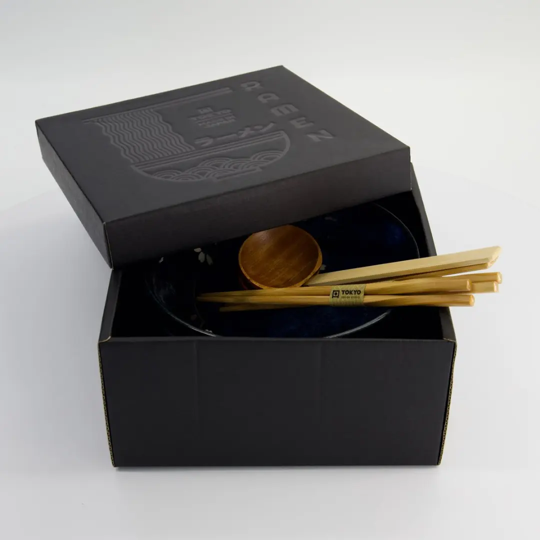 Tokyo Design Studio Cobalt Blue Sakura Ramen Giftset 6-delig - 1200ml