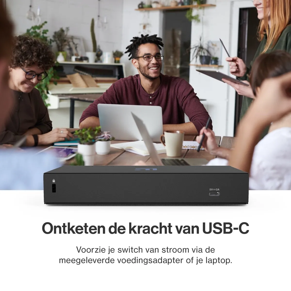 Linksys LN2305 Unmanaged Switch 5-Poorten 2500 Mbps - Zwart