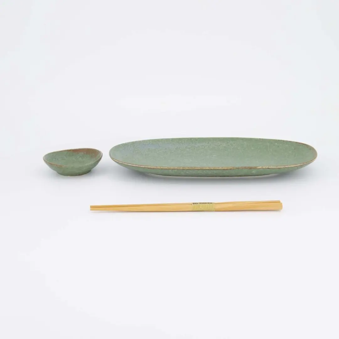 Tokyo Design Studio Vert Sauge Sushi Giftset 619472 - Groene set met bord & sauskom