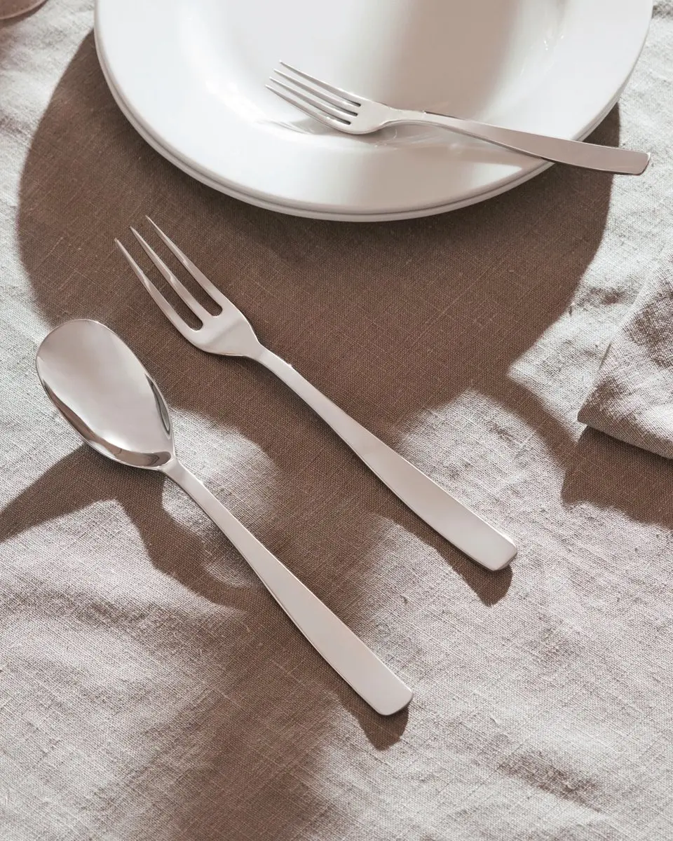 Alessi AJM22/12 Serveervork door Jasper Morrison - Zilver