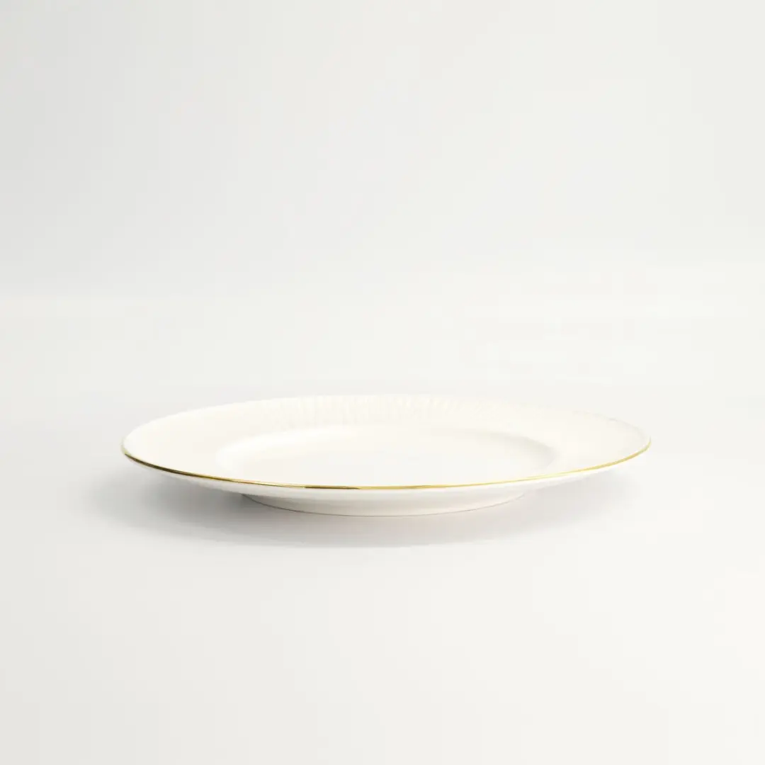 Tokyo Design Studio Nippon White Gold Rim Bord - 23cm
