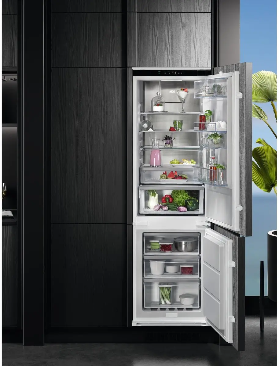 AEG TSC8M181DS Inbouw Koelvriescombinatie 249L