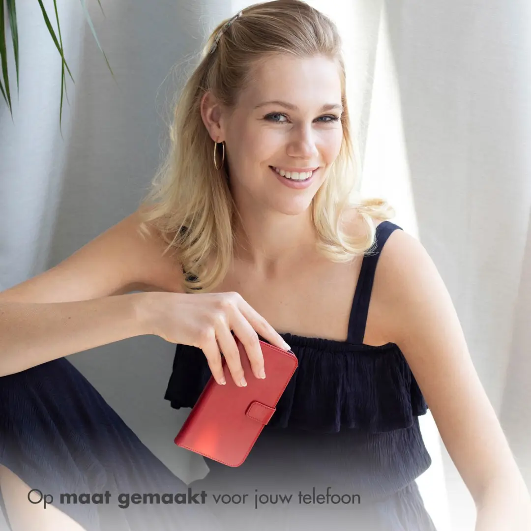 Selencia Hoesje iPhone 13 Pro Max Echt Lederen Bookcase - Rood