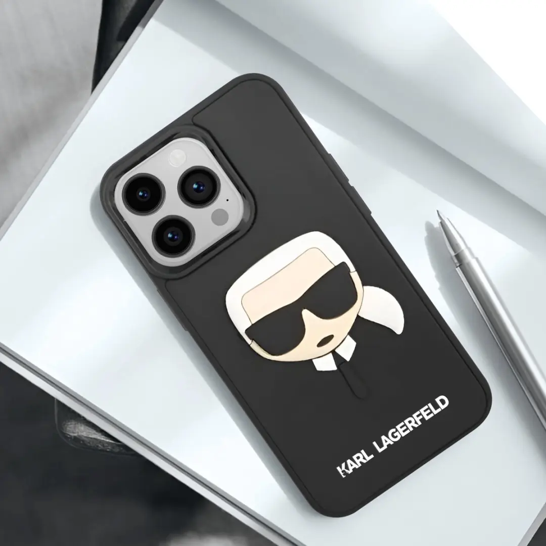 Karl Lagerfeld iPhone 13 Pro Max Hoesje - 3D Rubber Karls Head - Zwart
