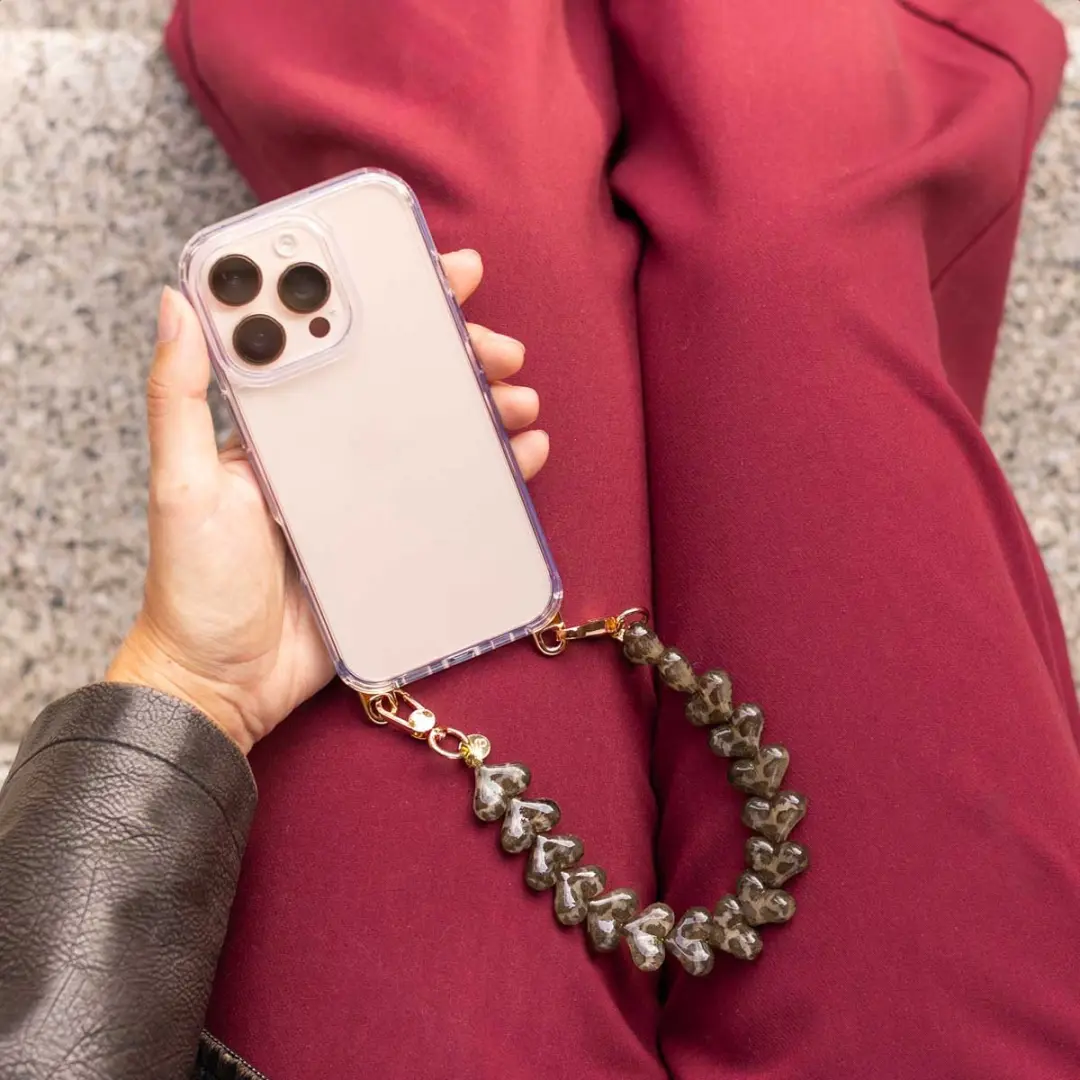 Selencia iPhone 15 Pro Hoesje - Leopard