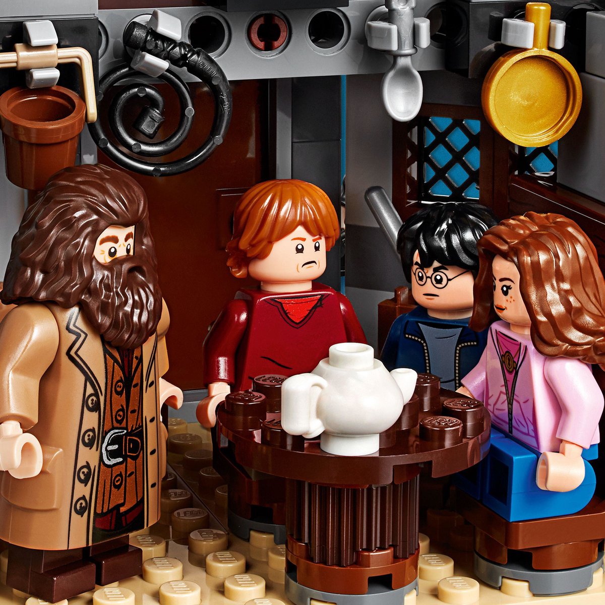 LEGO Harry Potter Hagrids Huisje: Scheurbeks Ontsnapping - 75947