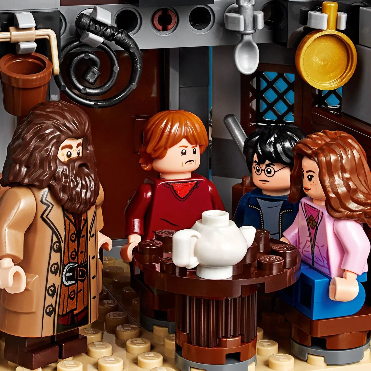 LEGO Harry Potter Hagrids Huisje Scheurbeks Ontsnapping 75947 - 496 Stukken