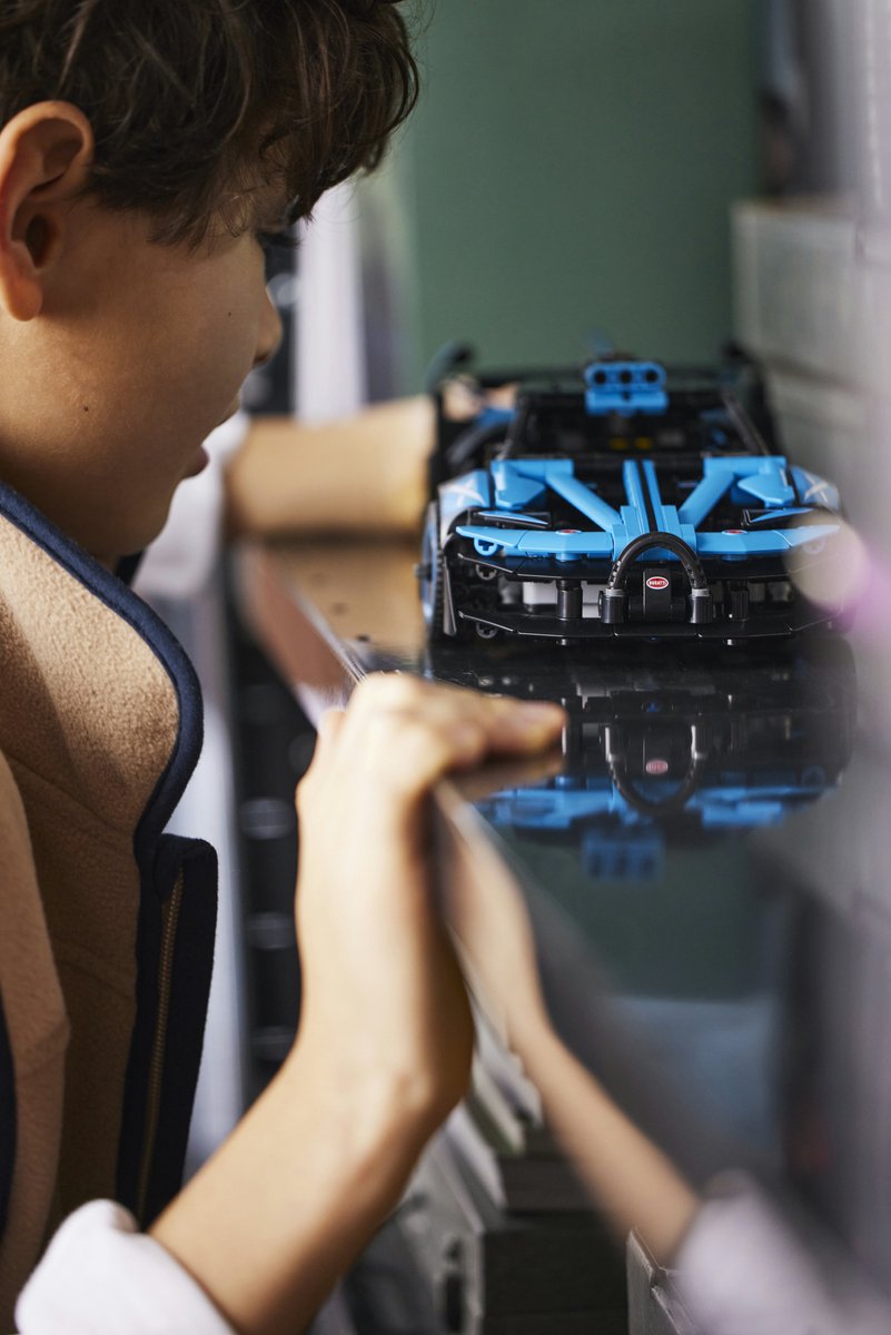 LEGO Bugatti Bolide Agile Blauw - 42162