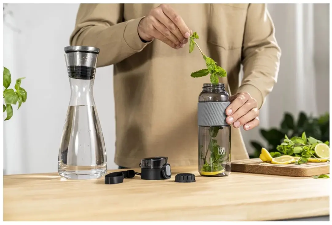 Zwilling Drinkfles 680ml - Fruitzeef Grijs - afbeelding 3 van 5
