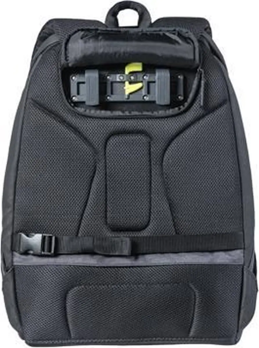 Basil B-Safe Commuter Fietsrugzak 18L - 15,6" Laptop - Zwart - afbeelding 6 van 6