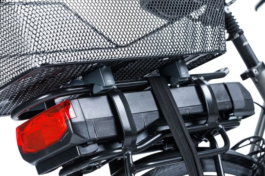 Basil Cento WSL Fietsmand - 37L - Zwart