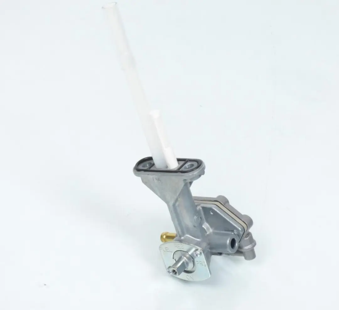 Yamaha 600 Diversion Brandstoftankklep 4BP24500-01-00