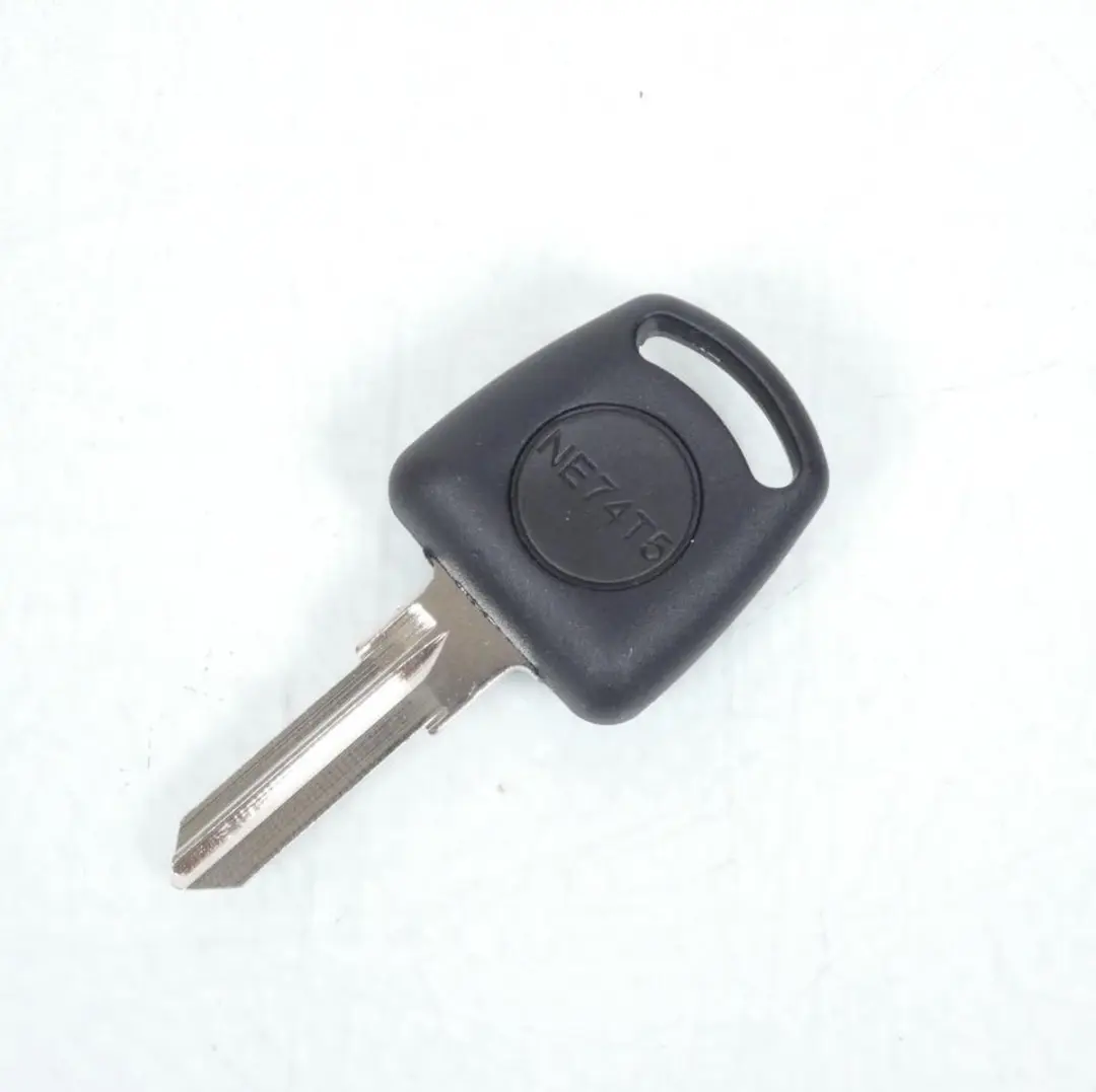 Peugeot Looxor 2001 Sleutelblanco
