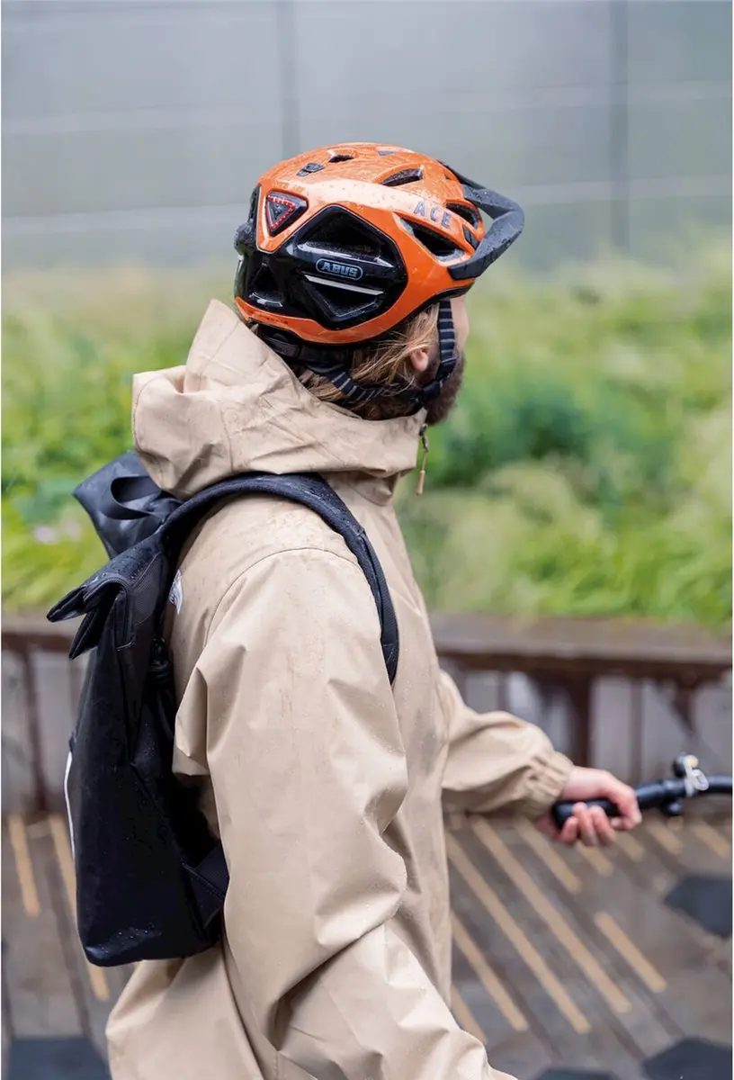ABUS Urban-I 3.0 ACE Fietshelm - M 52-58cm - Goldfish Orange - afbeelding 6 van 6