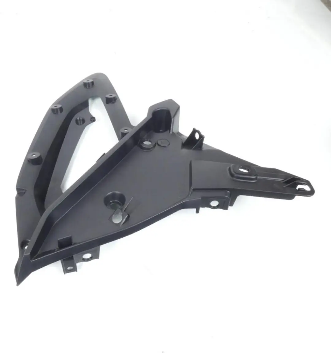 Yamaha 900 Tracer B5C-2836K Luchtinlaatdeksel - Links