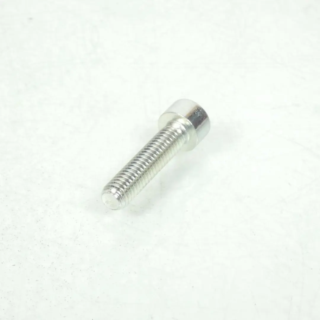 Peugeot 125 XPS Schroef M6x1.00 L25mm