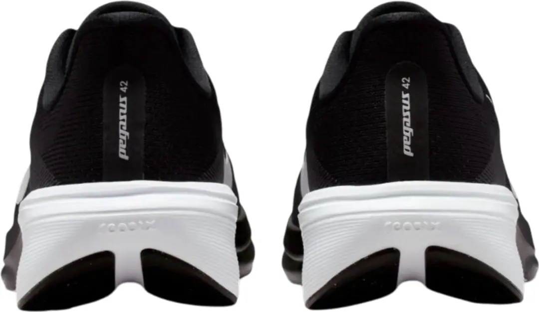 Nike Pegasus 42 Hardloopschoenen - 37.5