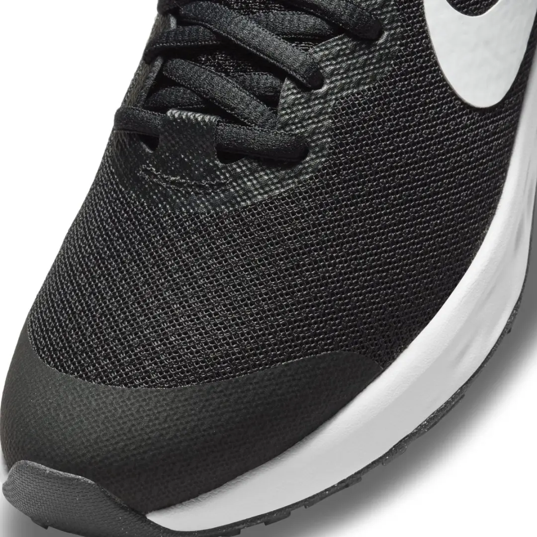 Nike Revolution 6 Next Nature GS Hardloopschoenen 38,5 - Zwart/Wit