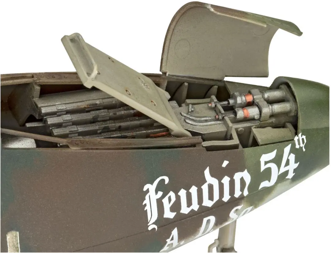 Revell Messerschmitt Me 262A-1a/U4 Modelbouwpakket 1:32 - 243 Onderdelen