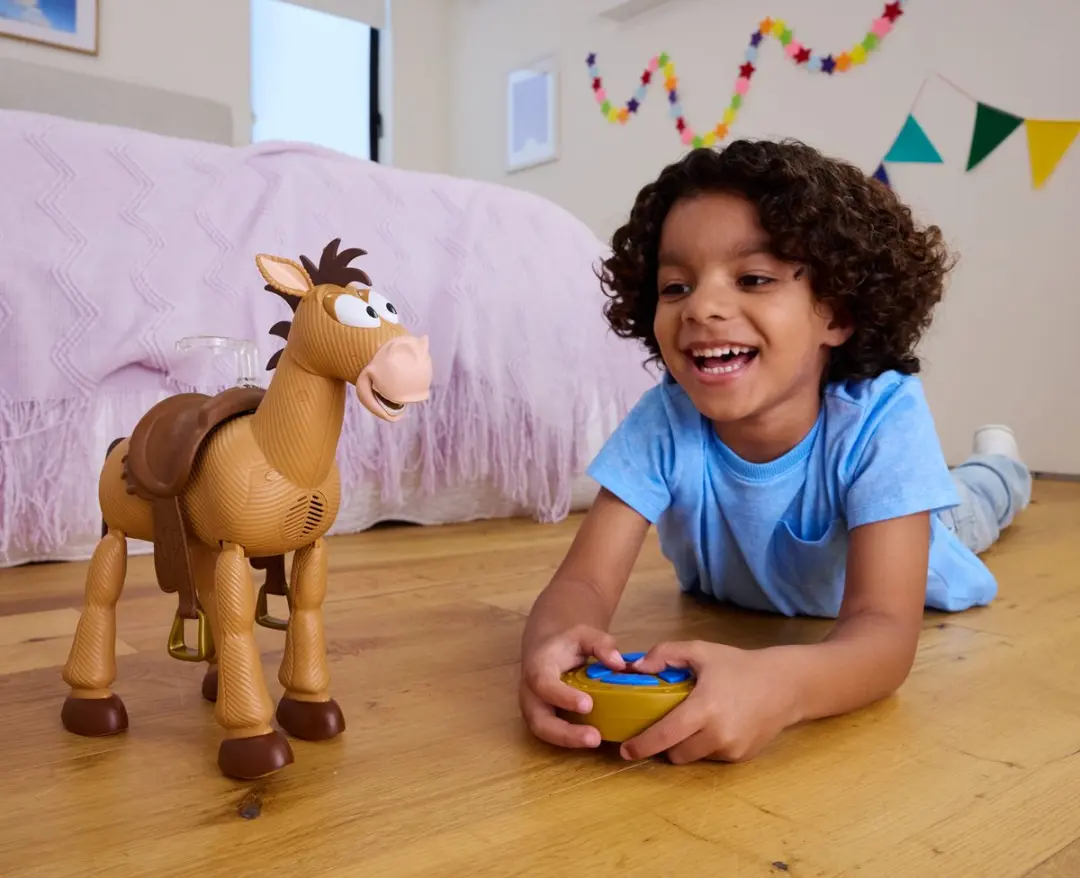 Mattel Disney Pixar Toy Story 5 Giddy-Up Bullebeest RC - Meerkleurig
