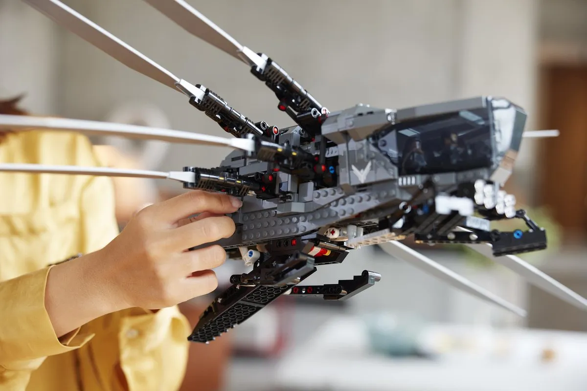 LEGO Icons Dune Atreides Royal Ornithopter 10327 - 1369 Stukken