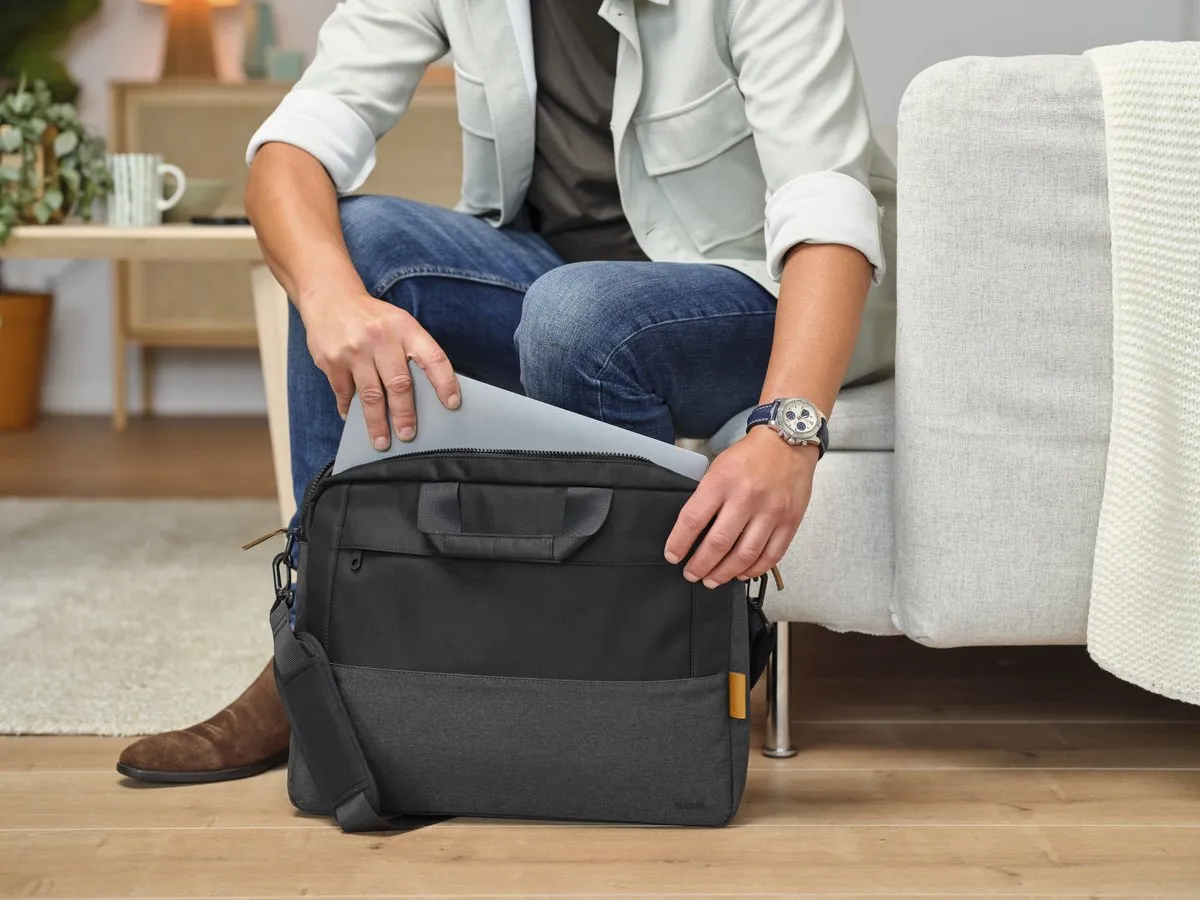 Trust Lisboa Laptoptas 16 inch - 25246 - Zwart