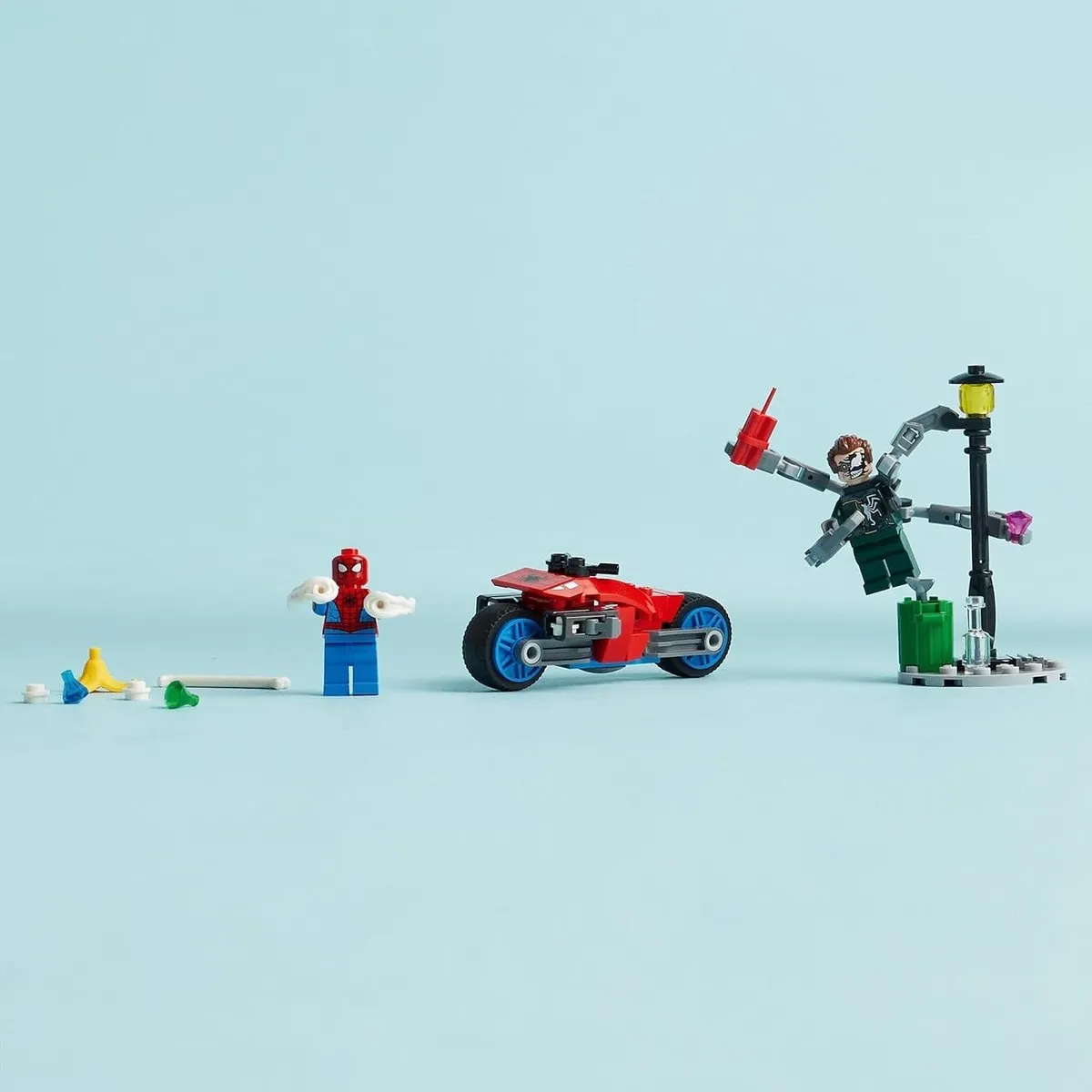 LEGO Marvel Motorachtervolging Spider-Man vs. Doc Ock 76275 - 2 Minifiguren - afbeelding 5 van 6