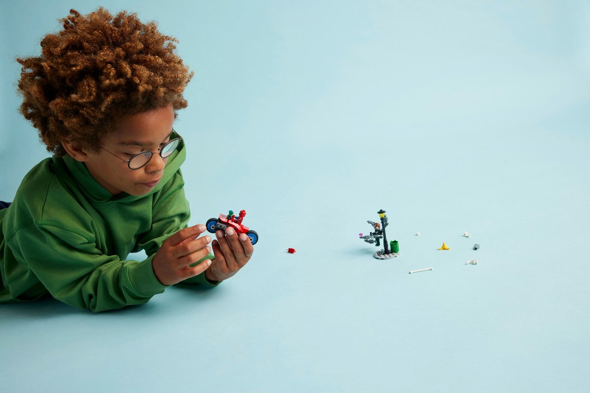 LEGO Marvel Motorachtervolging: Spider-Man vs. Doc Ock - 76275