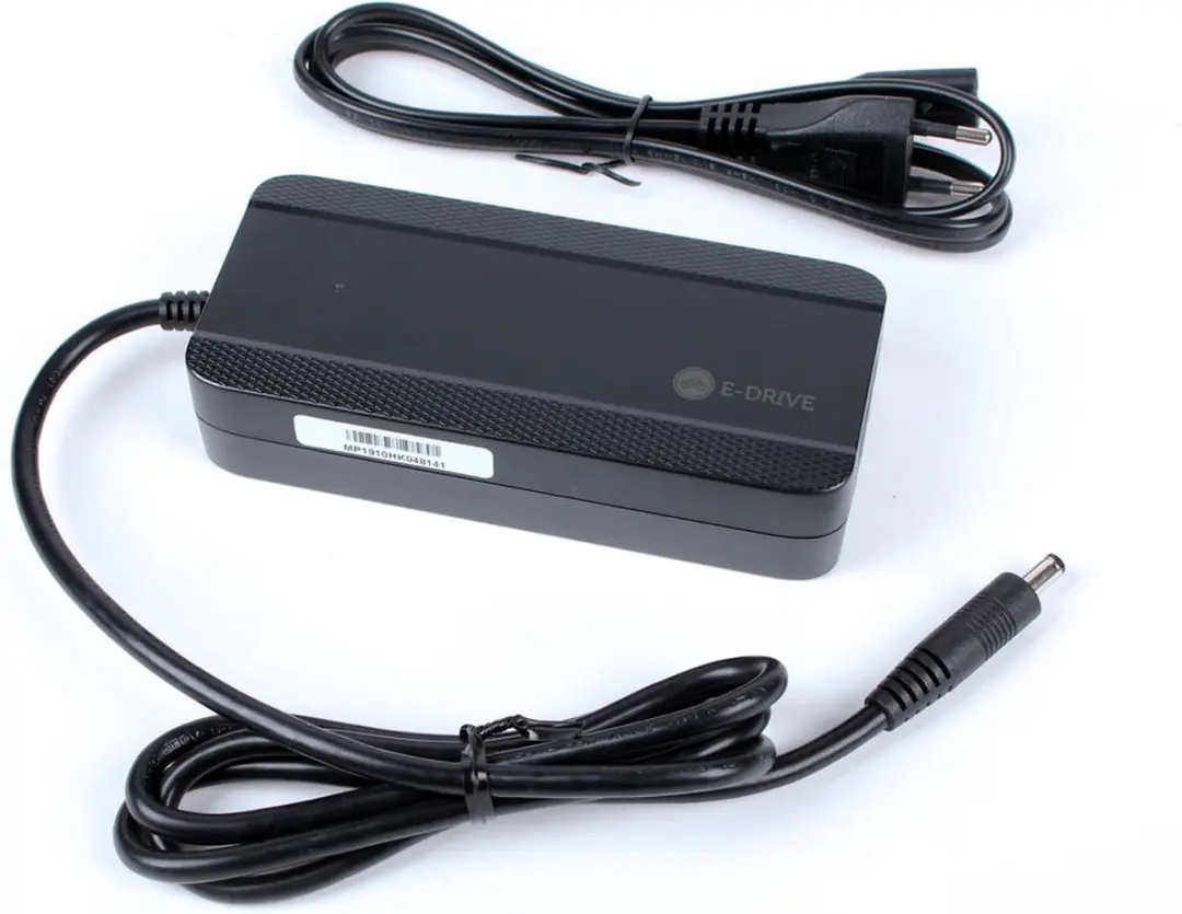 Sparta Oplader 24V 2A