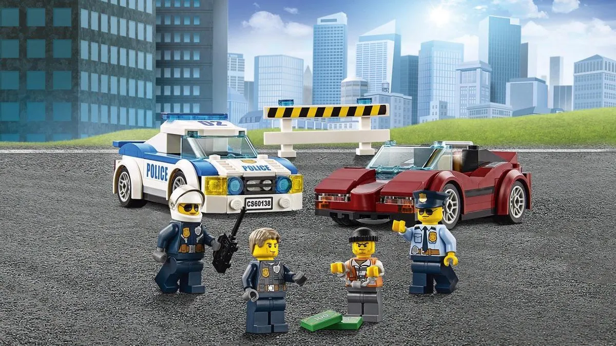 LEGO City Politie Snelle Achtervolging 60138 - 294 Stukken - afbeelding 5 van 6