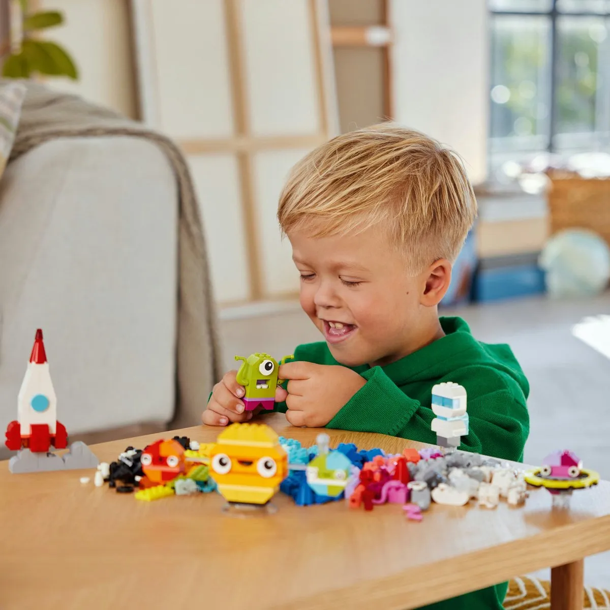 LEGO Classic Creatieve Planeten 11037 - 450 Stukken - Meerkleurig