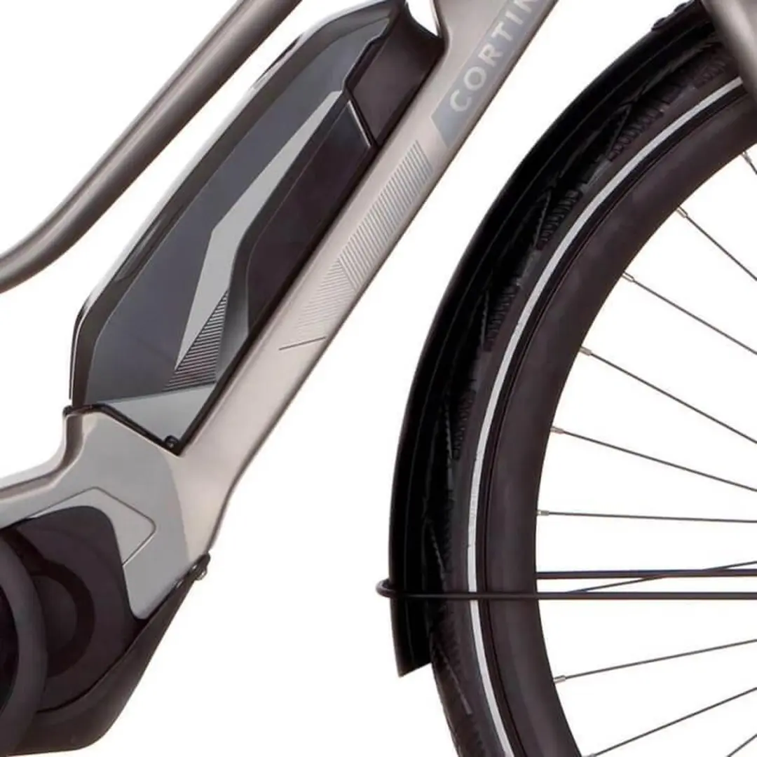 Cortina Spatbord 28" Mozzo Jet Black Matt