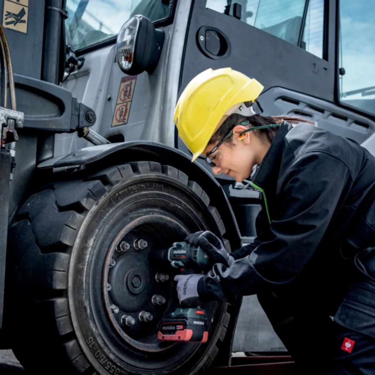 Metabo SSW 18 LTX 800 BL accu-slagmoersleutel 18 V 800 Nm 1/2" borstelloos + 2x accu 4,0 Ah + oplader